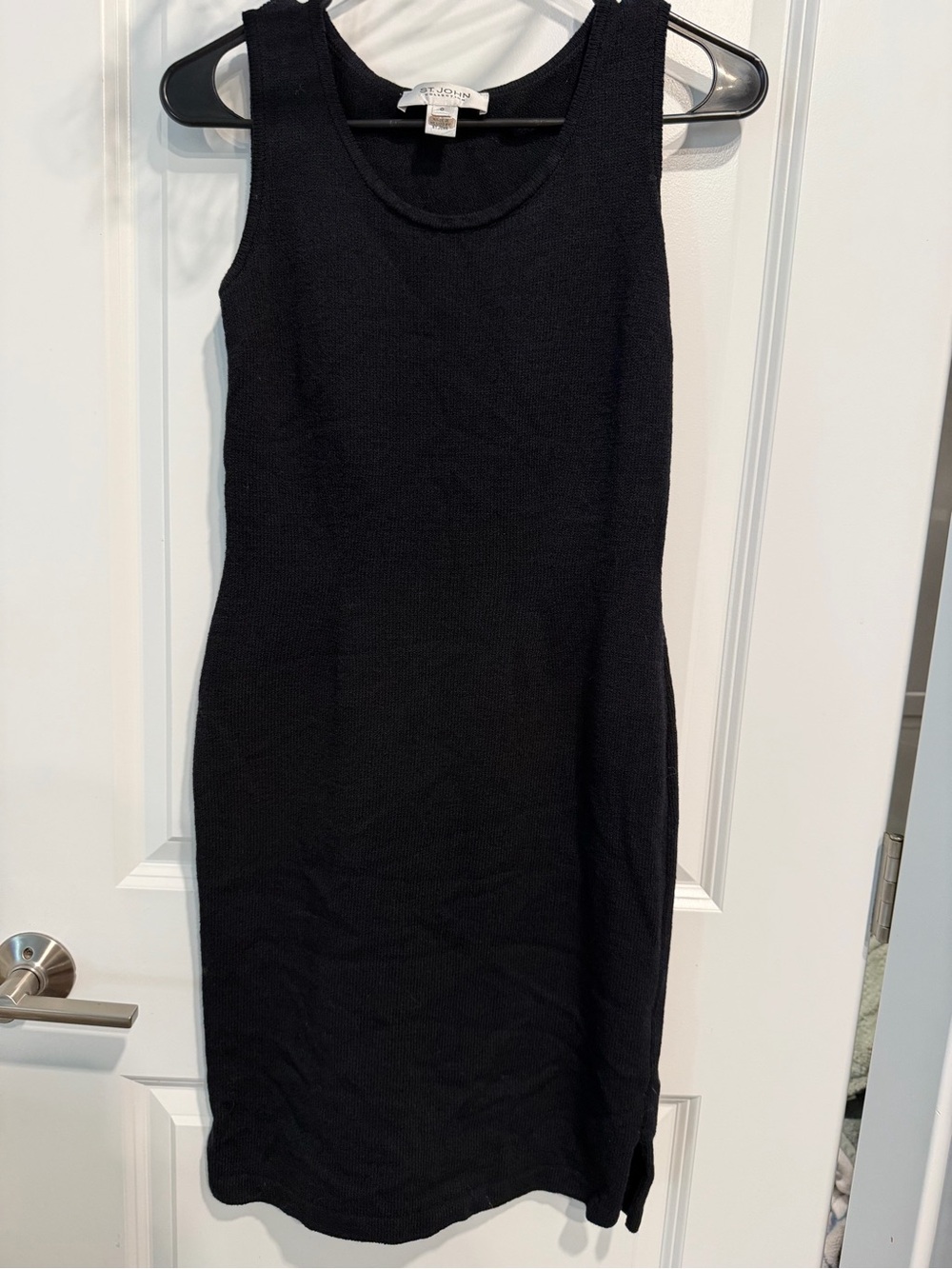 St. John Collection Black Wool Rayon Knit Sleeveless Dress Size 0